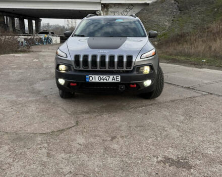 Серый Джип Чероки, объемом двигателя 3.24 л и пробегом 173 тыс. км за 15499 $, фото 1 на Automoto.ua