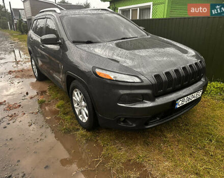 Джип Чероки 2016 в Городне на Automoto.ua Серый Джип Чероки, объемом двигателя 2.36 л и пробегом 127 тыс. км за 15500 $, фото 2 на Automoto.ua