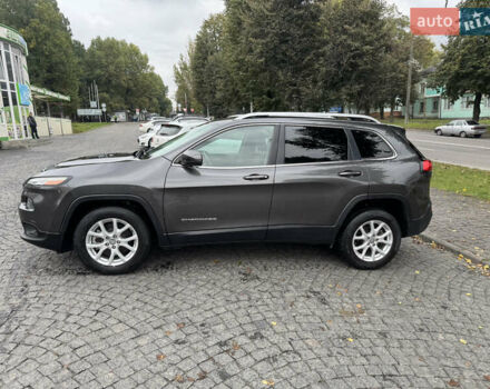 Сірий Джип Cherokee, об'ємом двигуна 2.36 л та пробігом 129 тис. км за 13000 $, фото 4 на Automoto.ua