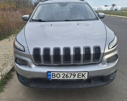 Серый Джип Чероки, объемом двигателя 2.36 л и пробегом 196 тыс. км за 11000 $, фото 1 на Automoto.ua