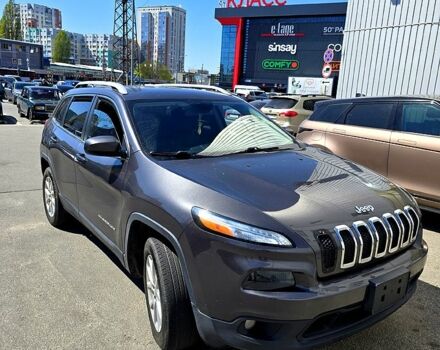 Сірий Джип Cherokee, об'ємом двигуна 3.2 л та пробігом 282 тис. км за 13500 $, фото 3 на Automoto.ua
