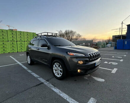 Серый Джип Чероки, объемом двигателя 3.24 л и пробегом 179 тыс. км за 14000 $, фото 6 на Automoto.ua