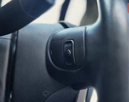 Сірий Джип Cherokee, об'ємом двигуна 2.36 л та пробігом 167 тис. км за 13000 $, фото 18 на Automoto.ua