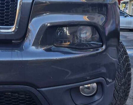 Сірий Джип Cherokee, об'ємом двигуна 2.36 л та пробігом 167 тис. км за 13000 $, фото 9 на Automoto.ua