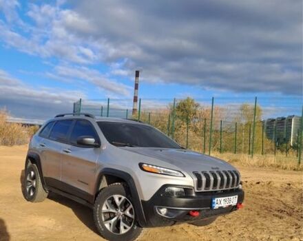 Сірий Джип Cherokee, об'ємом двигуна 2.4 л та пробігом 320 тис. км за 12000 $, фото 11 на Automoto.ua