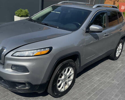 Сірий Джип Cherokee, об'ємом двигуна 2.36 л та пробігом 210 тис. км за 12200 $, фото 1 на Automoto.ua