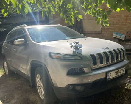 Серый Джип Чероки, объемом двигателя 2.36 л и пробегом 100 тыс. км за 17200 $, фото 3 на Automoto.ua