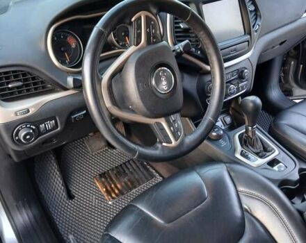 Сірий Джип Cherokee, об'ємом двигуна 3.24 л та пробігом 100 тис. км за 17500 $, фото 13 на Automoto.ua