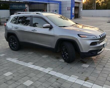 Сірий Джип Cherokee, об'ємом двигуна 3.24 л та пробігом 100 тис. км за 17500 $, фото 6 на Automoto.ua