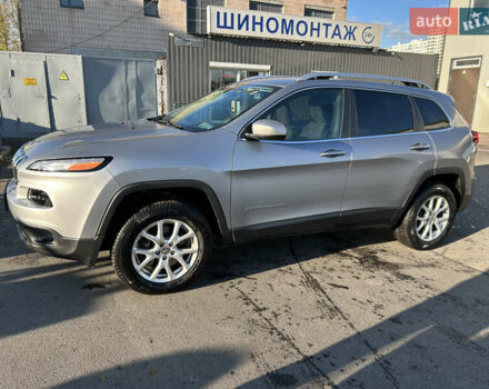 Сірий Джип Cherokee, об'ємом двигуна 2.36 л та пробігом 92 тис. км за 15900 $, фото 1 на Automoto.ua