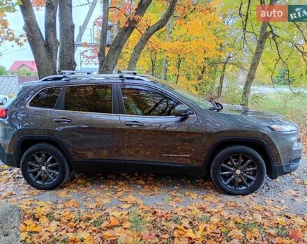 Джип Cherokee 2017 у Рівному на Automoto.ua Сірий Джип Cherokee, об'ємом двигуна 3.24 л та пробігом 127 тис. км за 13700 $, фото 6 на Automoto.ua