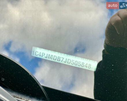 Джип Cherokee 2017 у Вінниці на Automoto.ua Сірий Джип Cherokee, об'ємом двигуна 2.4 л та пробігом 136 тис. км за 16777 $, фото 10 на Automoto.ua