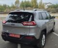 Серый Джип Чероки, объемом двигателя 2.4 л и пробегом 133 тыс. км за 14700 $, фото 2 на Automoto.ua