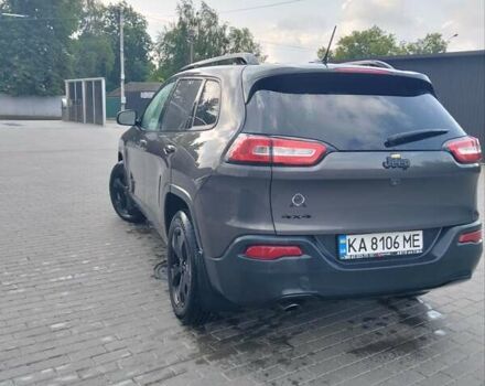 Джип Чероки 2017 в Барышевке на Automoto.ua Серый Джип Чероки, объемом двигателя 2.36 л и пробегом 175 тыс. км за 16500 $, фото 2 на Automoto.ua