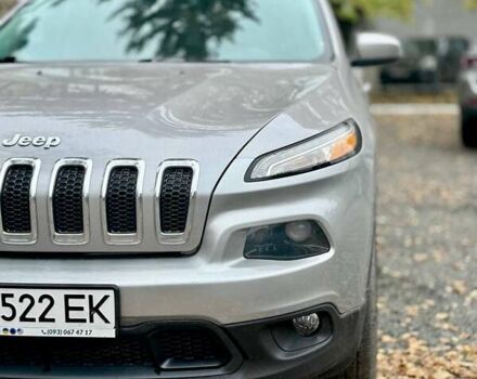 Серый Джип Чероки, объемом двигателя 2.36 л и пробегом 137 тыс. км за 14500 $, фото 5 на Automoto.ua