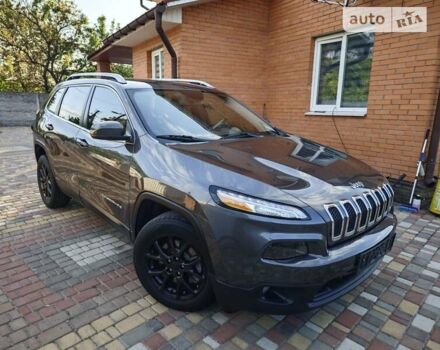 Сірий Джип Cherokee, об'ємом двигуна 2.36 л та пробігом 141 тис. км за 14700 $, фото 1 на Automoto.ua