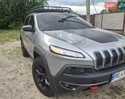 Сірий Джип Cherokee, об'ємом двигуна 3.24 л та пробігом 134 тис. км за 16900 $, фото 4 на Automoto.ua