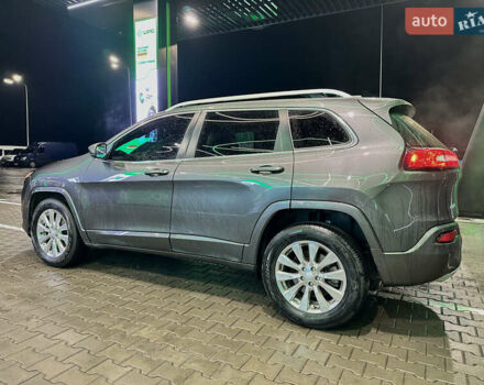 Серый Джип Чероки, объемом двигателя 3.24 л и пробегом 201 тыс. км за 16300 $, фото 30 на Automoto.ua