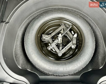 Джип Cherokee 2017 у Вінниці на Automoto.ua Сірий Джип Cherokee, об'ємом двигуна 2.4 л та пробігом 136 тис. км за 16777 $, фото 47 на Automoto.ua