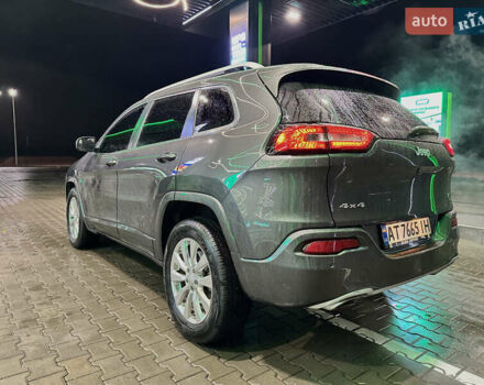 Серый Джип Чероки, объемом двигателя 3.24 л и пробегом 201 тыс. км за 16300 $, фото 31 на Automoto.ua