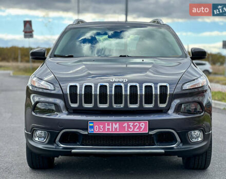 Джип Cherokee 2017 у Вінниці на Automoto.ua Сірий Джип Cherokee, об'ємом двигуна 2.4 л та пробігом 136 тис. км за 16777 $, фото 37 на Automoto.ua