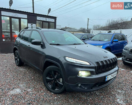 Серый Джип Чероки, объемом двигателя 3.24 л и пробегом 106 тыс. км за 14700 $, фото 1 на Automoto.ua