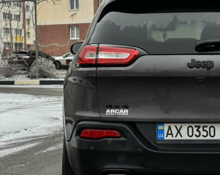 Серый Джип Чероки, объемом двигателя 3.24 л и пробегом 85 тыс. км за 16500 $, фото 9 на Automoto.ua