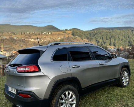 Серый Джип Чероки, объемом двигателя 3.24 л и пробегом 144 тыс. км за 17000 $, фото 2 на Automoto.ua