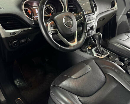 Серый Джип Чероки, объемом двигателя 3.24 л и пробегом 201 тыс. км за 16300 $, фото 128 на Automoto.ua