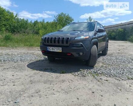 Сірий Джип Cherokee, об'ємом двигуна 2.4 л та пробігом 97 тис. км за 15999 $, фото 17 на Automoto.ua