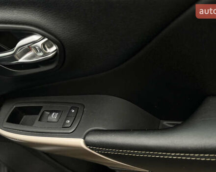 Серый Джип Чероки, объемом двигателя 2.4 л и пробегом 173 тыс. км за 16000 $, фото 18 на Automoto.ua