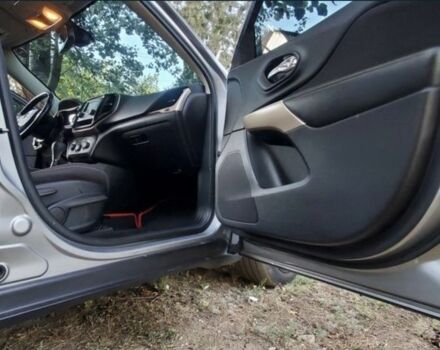 Серый Джип Чероки, объемом двигателя 2.4 л и пробегом 195 тыс. км за 13900 $, фото 9 на Automoto.ua