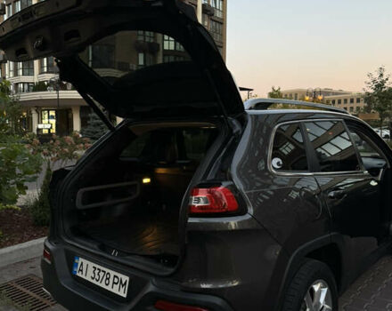 Серый Джип Чероки, объемом двигателя 3.24 л и пробегом 143 тыс. км за 16300 $, фото 5 на Automoto.ua