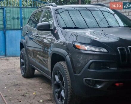 Сірий Джип Cherokee, об'ємом двигуна 2.4 л та пробігом 117 тис. км за 17000 $, фото 6 на Automoto.ua
