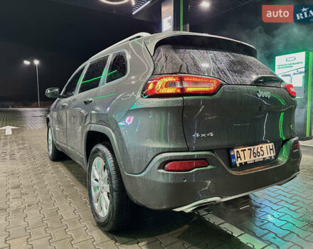 Серый Джип Чероки, объемом двигателя 3.24 л и пробегом 201 тыс. км за 16300 $, фото 32 на Automoto.ua