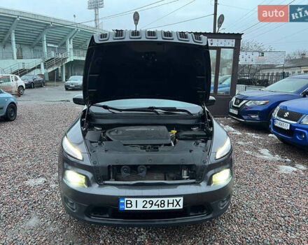 Серый Джип Чероки, объемом двигателя 3.24 л и пробегом 106 тыс. км за 14700 $, фото 10 на Automoto.ua