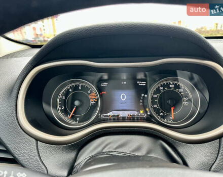 Джип Cherokee 2017 у Вінниці на Automoto.ua Сірий Джип Cherokee, об'ємом двигуна 2.4 л та пробігом 136 тис. км за 16777 $, фото 56 на Automoto.ua