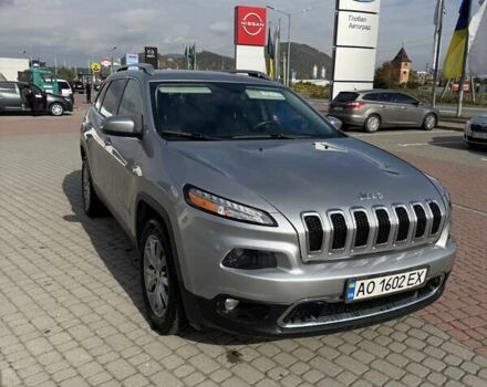 Серый Джип Чероки, объемом двигателя 2.36 л и пробегом 170 тыс. км за 15500 $, фото 11 на Automoto.ua