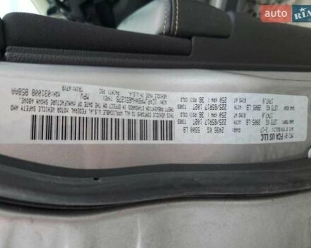 Сірий Джип Cherokee, об'ємом двигуна 2.36 л та пробігом 180 тис. км за 7700 $, фото 9 на Automoto.ua
