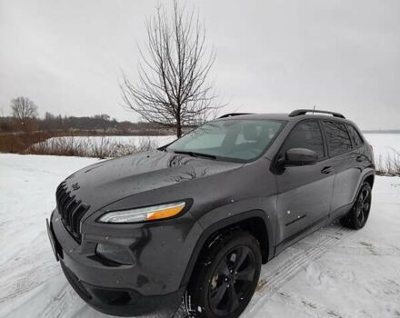 Сірий Джип Cherokee, об'ємом двигуна 2.4 л та пробігом 79 тис. км за 16900 $, фото 1 на Automoto.ua