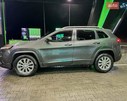 Серый Джип Чероки, объемом двигателя 3.24 л и пробегом 201 тыс. км за 16300 $, фото 29 на Automoto.ua