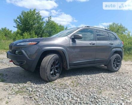 Сірий Джип Cherokee, об'ємом двигуна 2.4 л та пробігом 97 тис. км за 15999 $, фото 7 на Automoto.ua