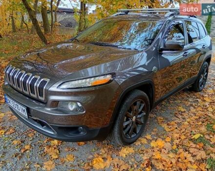 Джип Cherokee 2017 у Рівному на Automoto.ua Сірий Джип Cherokee, об'ємом двигуна 3.24 л та пробігом 127 тис. км за 13700 $, фото 2 на Automoto.ua