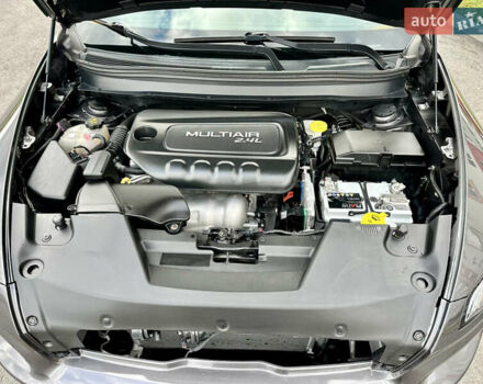 Джип Cherokee 2017 у Вінниці на Automoto.ua Сірий Джип Cherokee, об'ємом двигуна 2.4 л та пробігом 136 тис. км за 16777 $, фото 87 на Automoto.ua