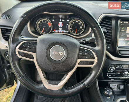 Серый Джип Чероки, объемом двигателя 3.24 л и пробегом 144 тыс. км за 17000 $, фото 42 на Automoto.ua