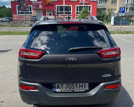 Серый Джип Чероки, объемом двигателя 2.36 л и пробегом 110 тыс. км за 11000 $, фото 2 на Automoto.ua