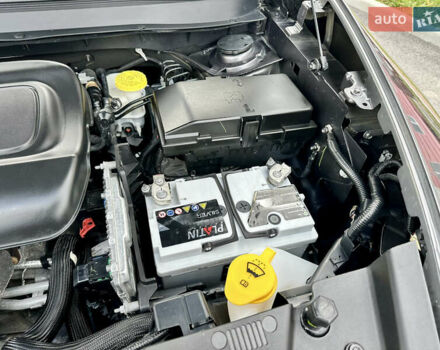 Джип Cherokee 2017 у Вінниці на Automoto.ua Сірий Джип Cherokee, об'ємом двигуна 2.4 л та пробігом 136 тис. км за 16777 $, фото 89 на Automoto.ua