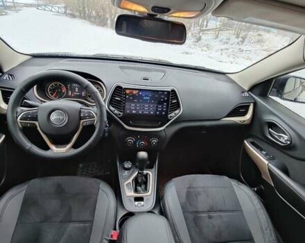 Серый Джип Чероки, объемом двигателя 2.4 л и пробегом 79 тыс. км за 16900 $, фото 14 на Automoto.ua