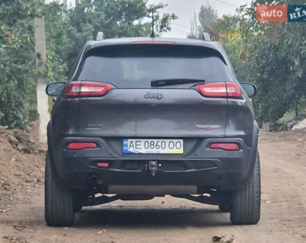 Сірий Джип Cherokee, об'ємом двигуна 2.4 л та пробігом 117 тис. км за 17000 $, фото 9 на Automoto.ua