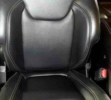 Сірий Джип Cherokee, об'ємом двигуна 3.2 л та пробігом 100 тис. км за 17000 $, фото 19 на Automoto.ua